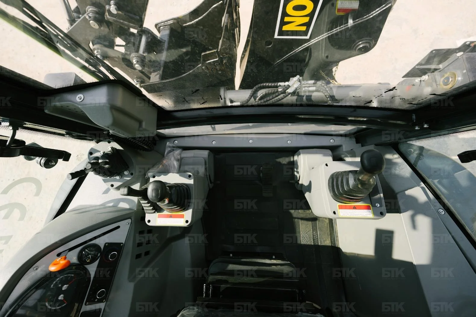 Кабина вид сверху SHANMON 388H